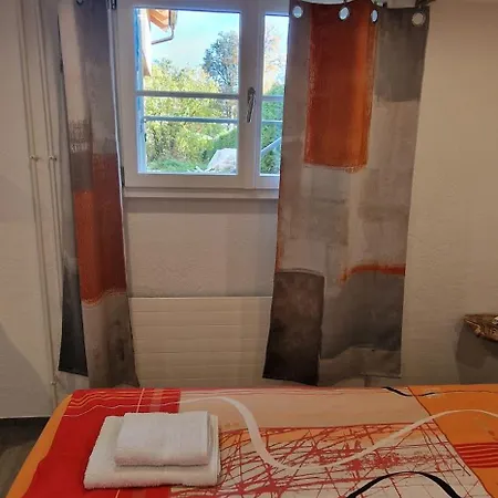 Mornag Ag בית הארחה 3*